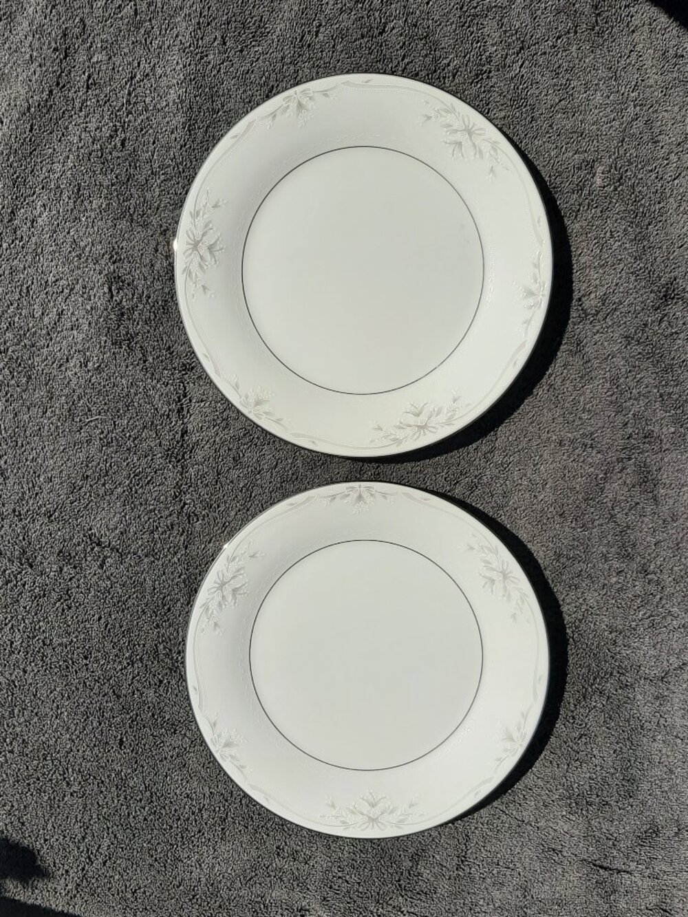 Noritake "SILK RIBBONS" Pattern #3996 ~ Set of 2 ~ Salad Plates ~ 8 1/4"